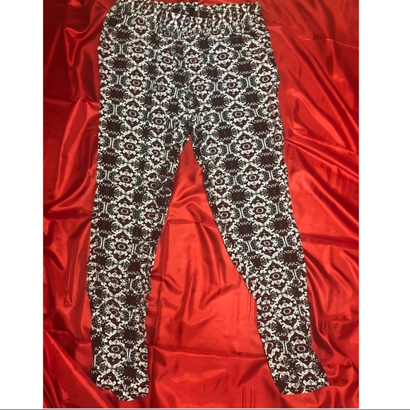 H&M Patterned Trousers - Picture 3 of 8
